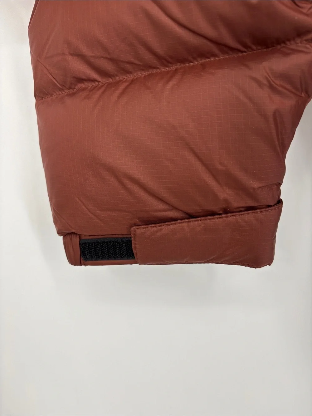 The North Face 1996 Retro Nuptse Jacket in Brown Black Nylon Men’s Size XL NWT!